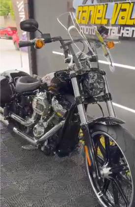 HARLEY-DAVIDSON SOFTAIL BREAKOUT 114 HARLEY-DAVIDSON SOFTAIL BREAKOUT 114